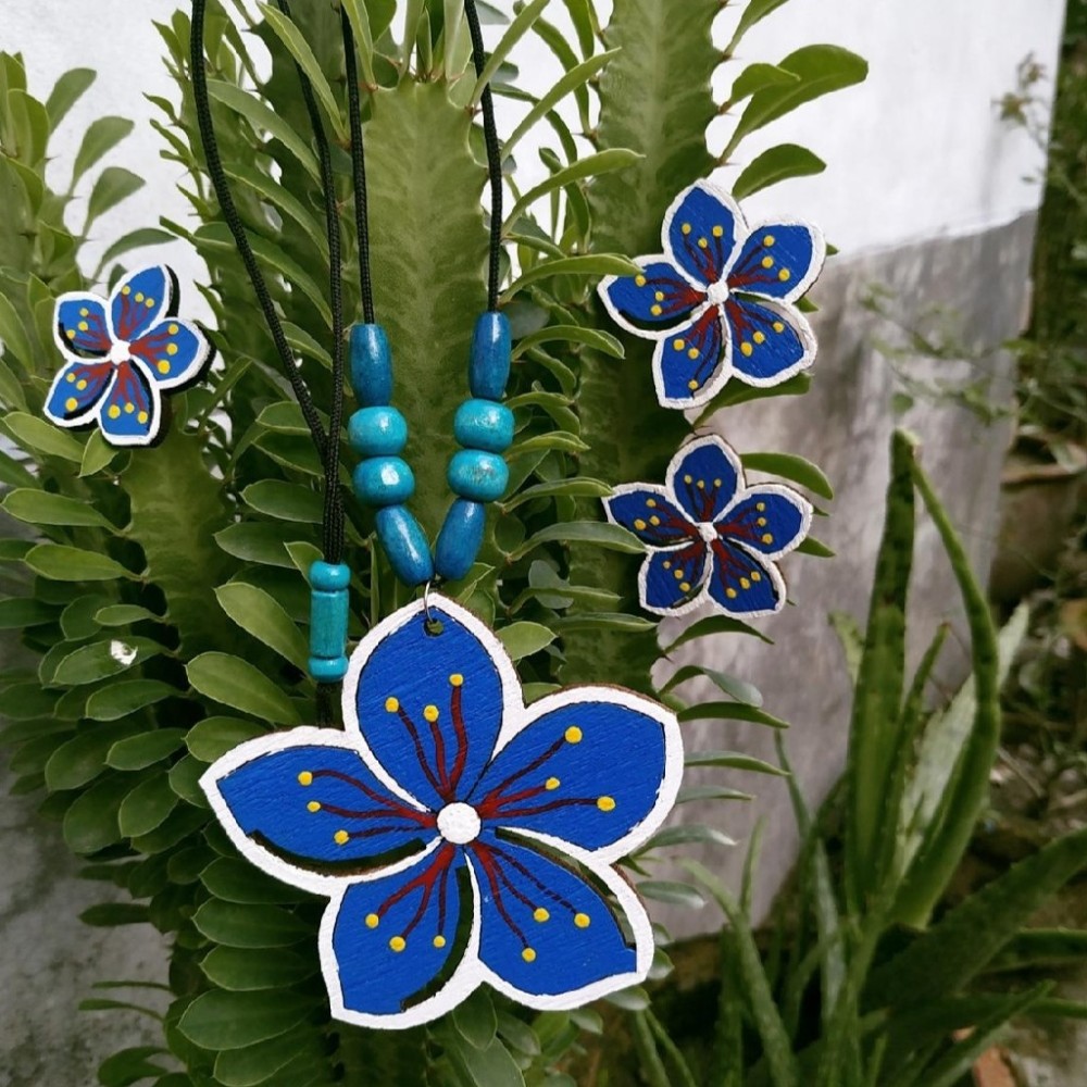 Hand made jewellery set 1